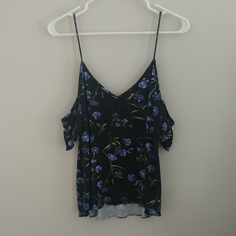 4/$20🌺 AE Soft & Sexy Top